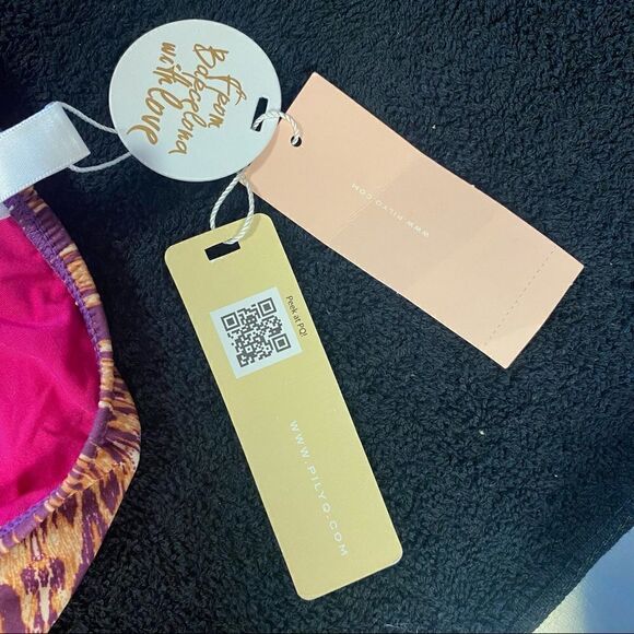 PilyQ Bohemian Rhapsody Underwire Halter Bra TopHipster Bikini Bottom Multi M - Picture 10 of 16